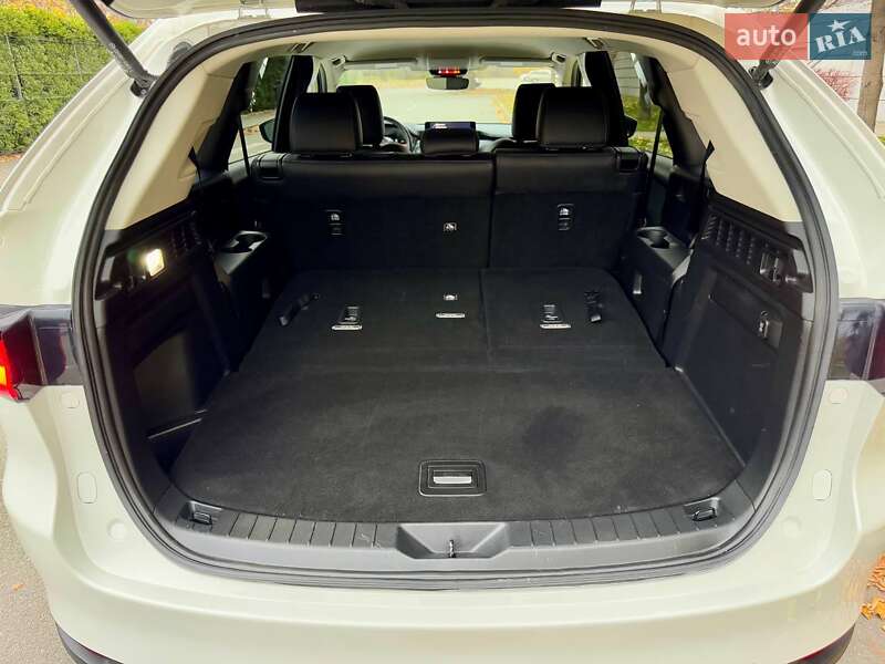 Позашляховик / Кросовер Mazda CX-90 2024 в Києві фото 62 Позашляховик / Кросовер Mazda CX-90 2024 в Києві