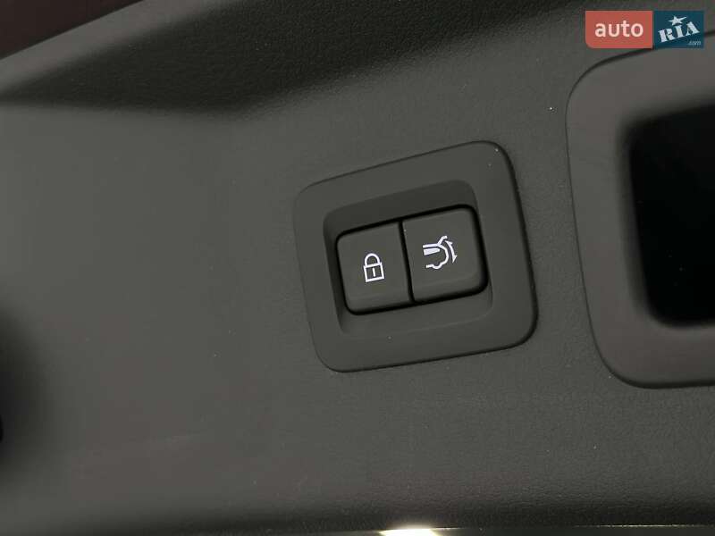 Позашляховик / Кросовер Mazda CX-90 2023 в Львові