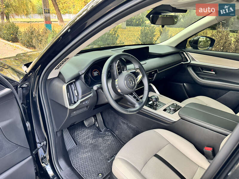 Позашляховик / Кросовер Mazda CX-90 2024 в Дніпрі