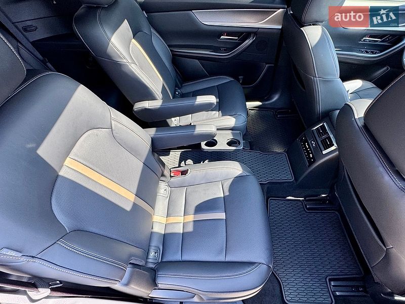 Внедорожник / Кроссовер Mazda CX-90 2024 в Киеве