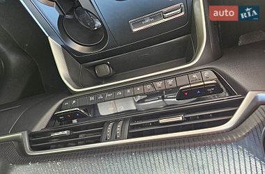 Внедорожник / Кроссовер Mazda CX-90 2023 в Киеве фото 58 Внедорожник / Кроссовер Mazda CX-90 2023 в Киеве