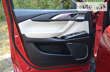 Позашляховик / Кросовер Mazda CX-9 2016 в 