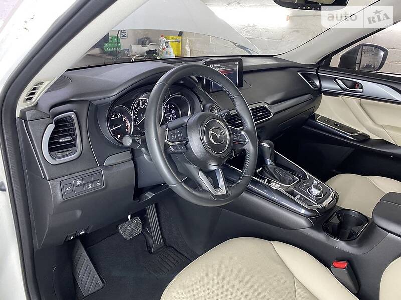 Внедорожник / Кроссовер Mazda CX-9 2016 в Киеве