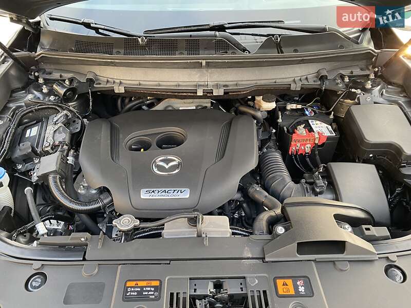 Внедорожник / Кроссовер Mazda CX-9 2016 в Золотоноше