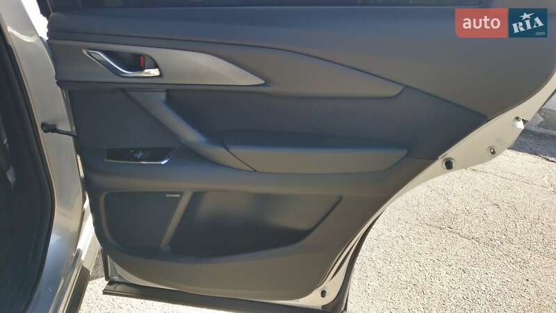 Внедорожник / Кроссовер Mazda CX-9 2016 в Запорожье