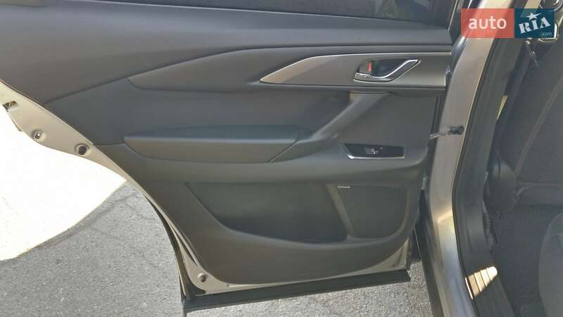 Внедорожник / Кроссовер Mazda CX-9 2016 в Запорожье