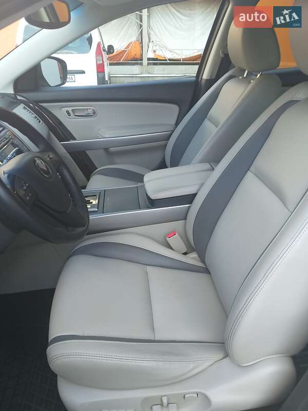 Позашляховик / Кросовер Mazda CX-9 2011 в Дніпрі