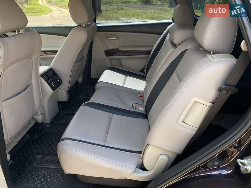 Внедорожник / Кроссовер Mazda CX-9 2008 в Кривом Роге