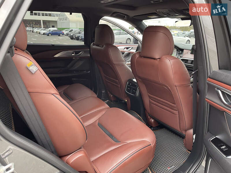 Внедорожник / Кроссовер Mazda CX-9 2019 в Киеве