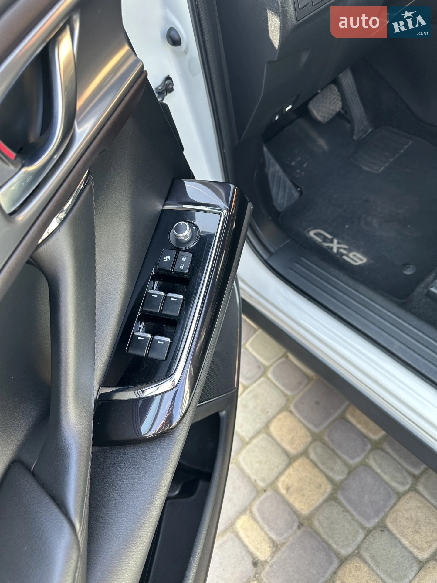 2017 Mazda CX-9 - мініатюра 24