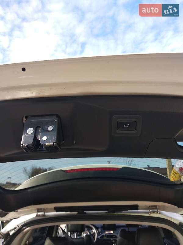 Внедорожник / Кроссовер Mazda CX-9 2016 в Виннице