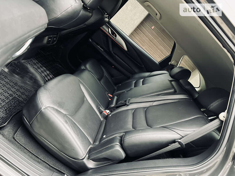 Позашляховик / Кросовер Mazda CX-9 2016 в Івано-Франківську