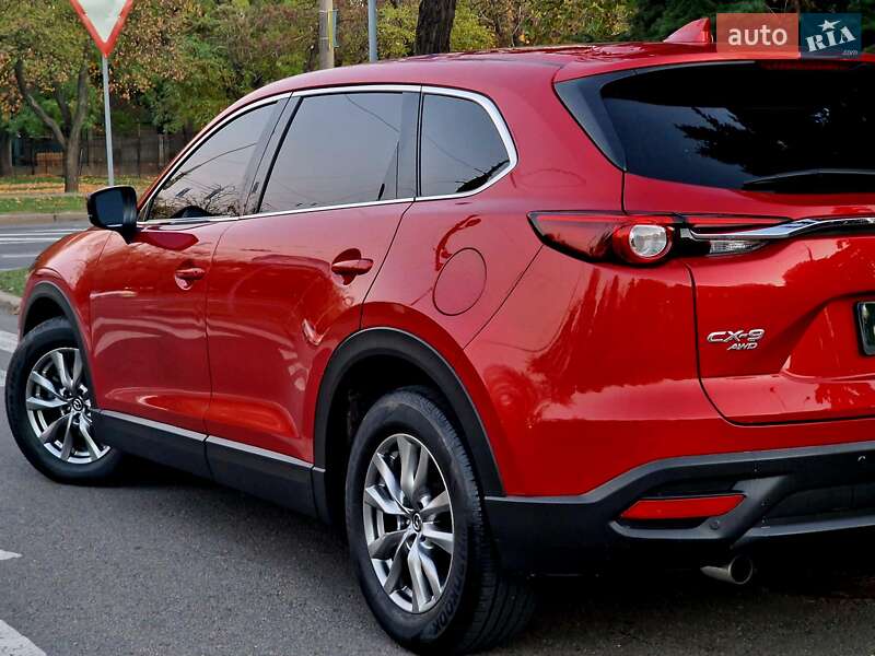 Внедорожник / Кроссовер Mazda CX-9 2016 в Николаеве
