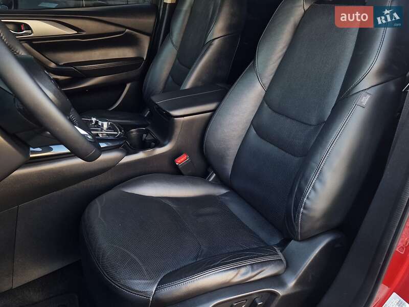 Внедорожник / Кроссовер Mazda CX-9 2016 в Николаеве