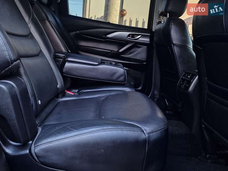 Внедорожник / Кроссовер Mazda CX-9 2016 в Николаеве