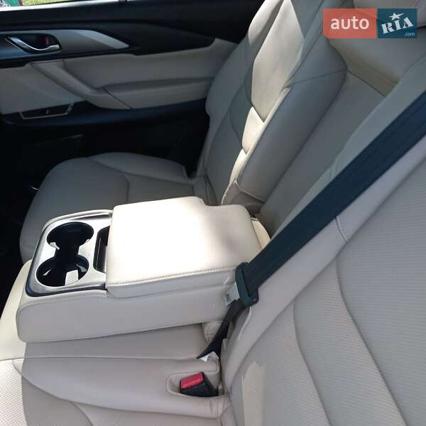 Позашляховик / Кросовер Mazda CX-9 2016 в Іллінцях фото 19 Позашляховик / Кросовер Mazda CX-9 2016 в Іллінцях