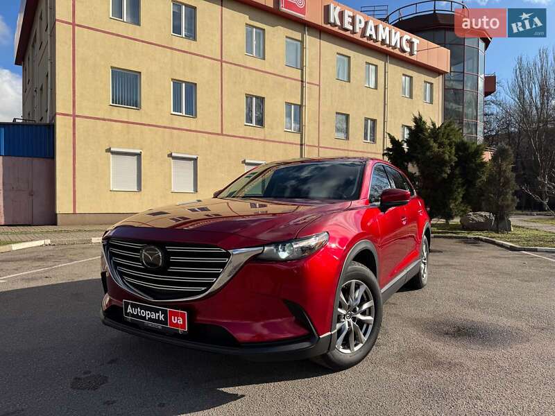 Позашляховик / Кросовер Mazda CX-9 2017 в 