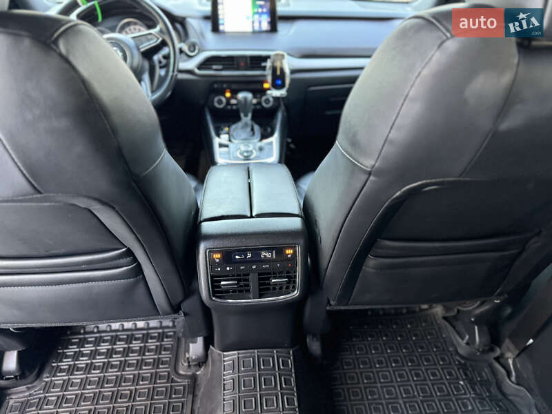 Позашляховик / Кросовер Mazda CX-9 2018 в Полтаві