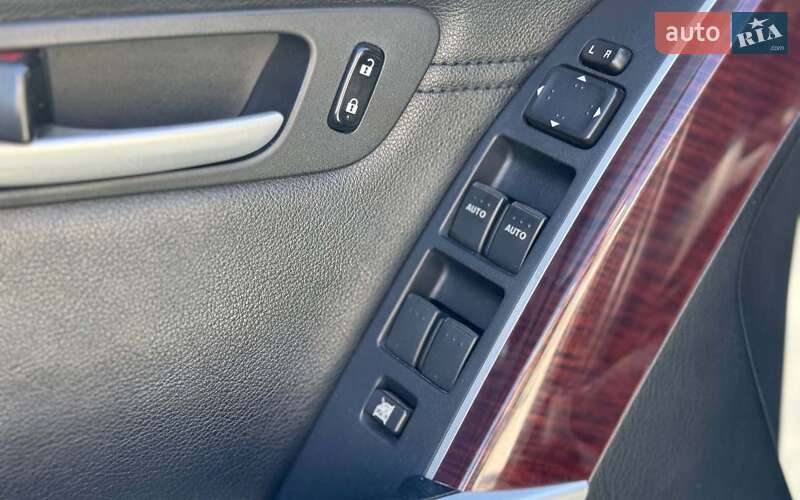Внедорожник / Кроссовер Mazda CX-9 2008 в Черновцах