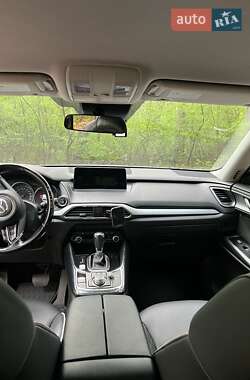Позашляховик / Кросовер Mazda CX-9 2018 в 