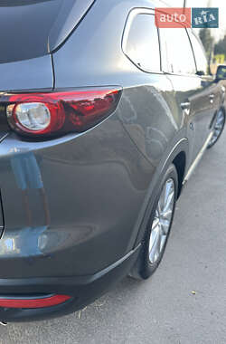 Позашляховик / Кросовер Mazda CX-9 2017 в 