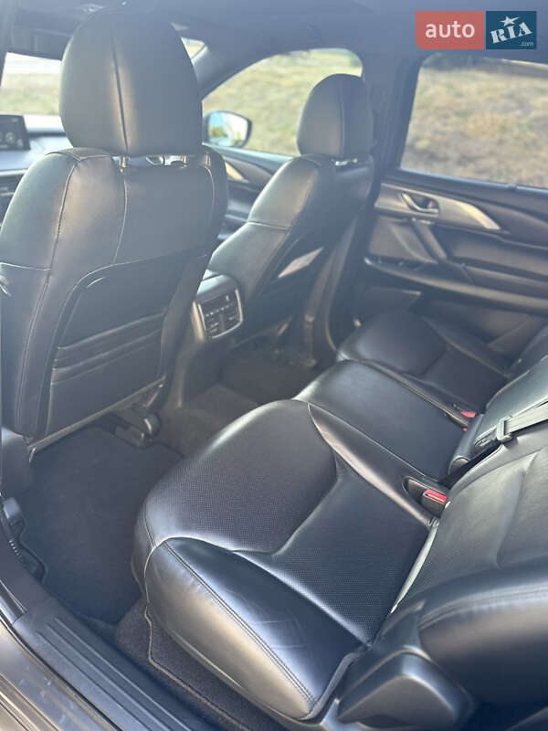 Внедорожник / Кроссовер Mazda CX-9 2017 в Харькове