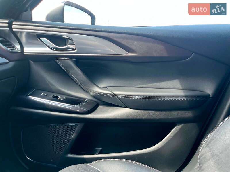 Внедорожник / Кроссовер Mazda CX-9 2018 в Львове