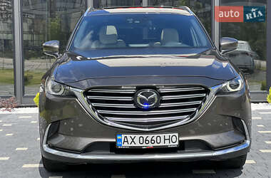 Позашляховик / Кросовер Mazda CX-9 2016 в 