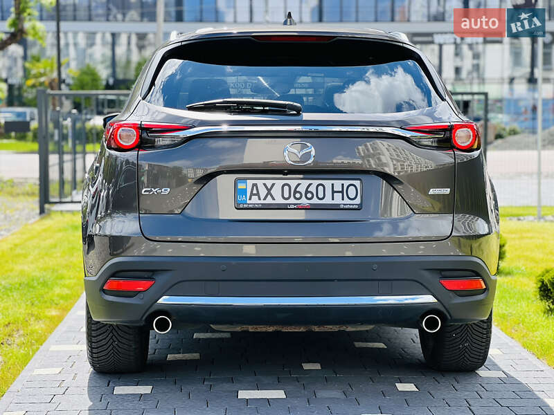 Внедорожник / Кроссовер Mazda CX-9 2016 в Ужгороде