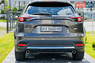 Позашляховик / Кросовер Mazda CX-9 2016 в 