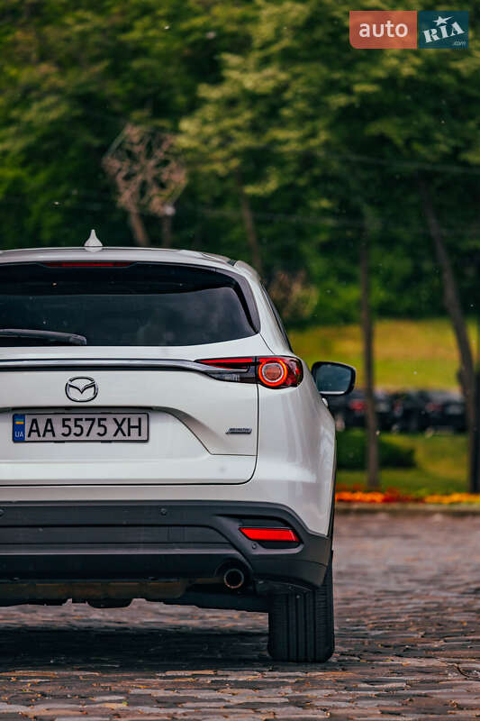 Внедорожник / Кроссовер Mazda CX-9 2018 в Киеве
