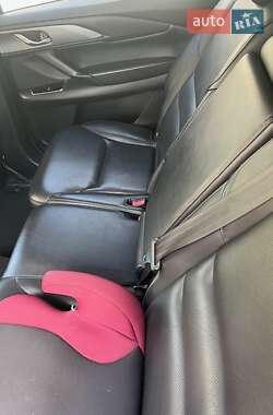 Позашляховик / Кросовер Mazda CX-9 2016 в 