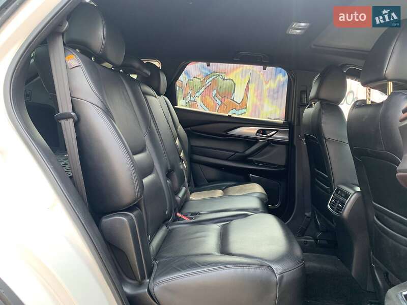 Позашляховик / Кросовер Mazda CX-9 2016 в Києві