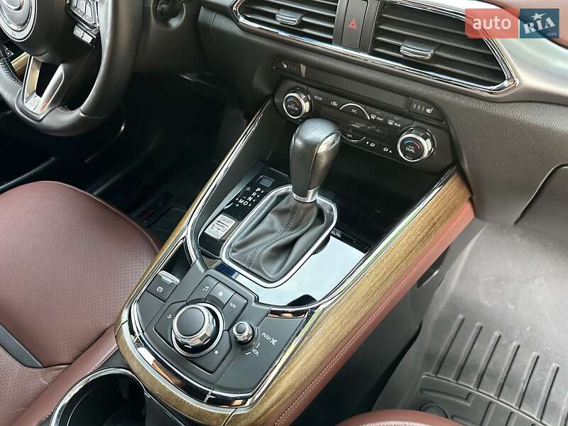 Внедорожник / Кроссовер Mazda CX-9 2016 в Днепре
