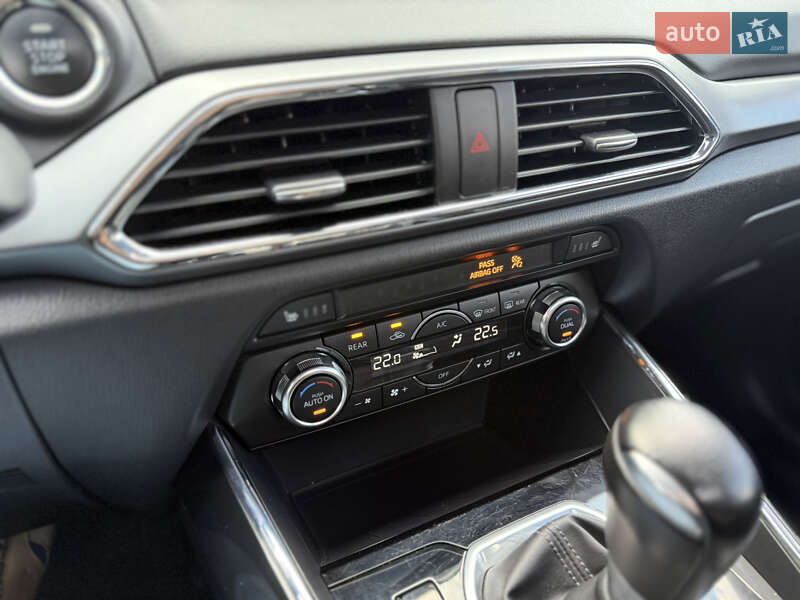 Позашляховик / Кросовер Mazda CX-9 2018 в Києві