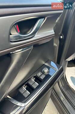 Позашляховик / Кросовер Mazda CX-9 2016 в 