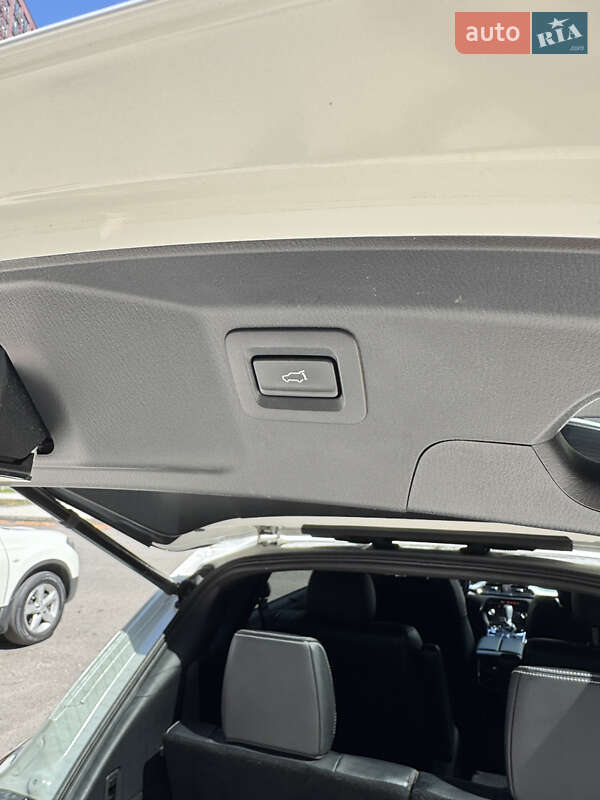 Позашляховик / Кросовер Mazda CX-9 2022 в Києві