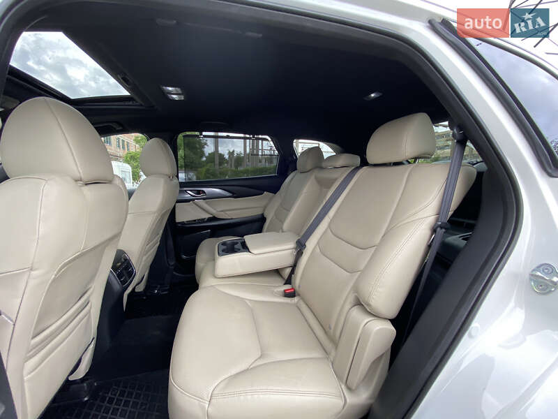 Внедорожник / Кроссовер Mazda CX-9 2016 в Черновцах