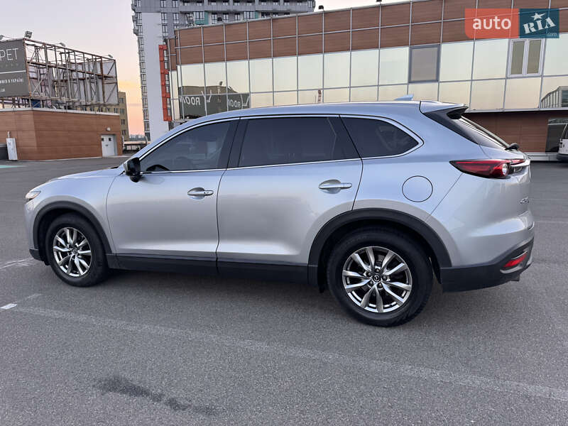 Внедорожник / Кроссовер Mazda CX-9 2016 в Киеве