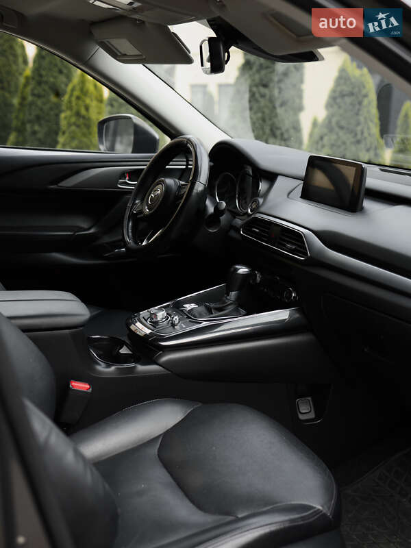 Позашляховик / Кросовер Mazda CX-9 2017 в Ужгороді