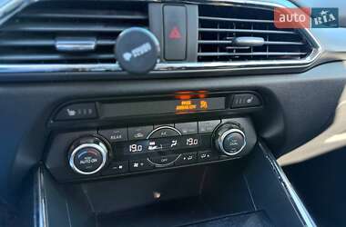 Позашляховик / Кросовер Mazda CX-9 2017 в 