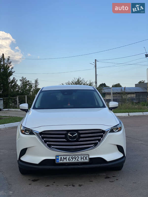 Позашляховик / Кросовер Mazda CX-9 2017 в Житомирі