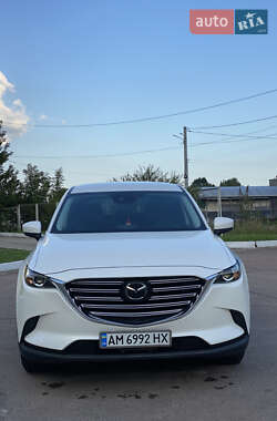 Позашляховик / Кросовер Mazda CX-9 2017 в 