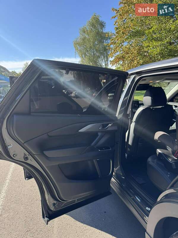 Позашляховик / Кросовер Mazda CX-9 2018 в Івано-Франківську