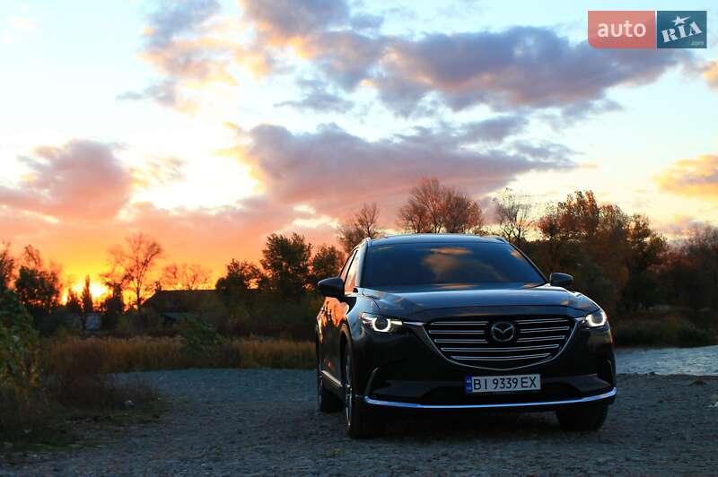Позашляховик / Кросовер Mazda CX-9 2016 в 