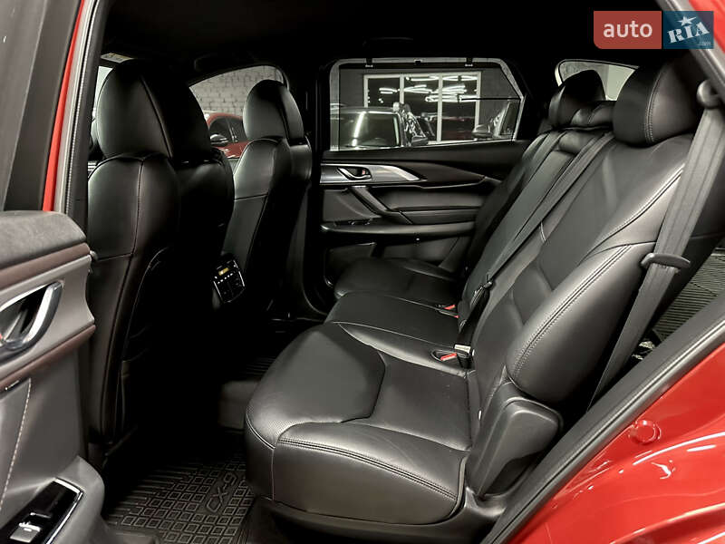 Позашляховик / Кросовер Mazda CX-9 2017 в Харкові