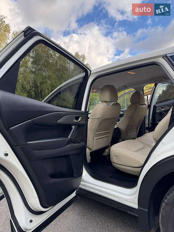 Внедорожник / Кроссовер Mazda CX-9 2022 в Бориславе