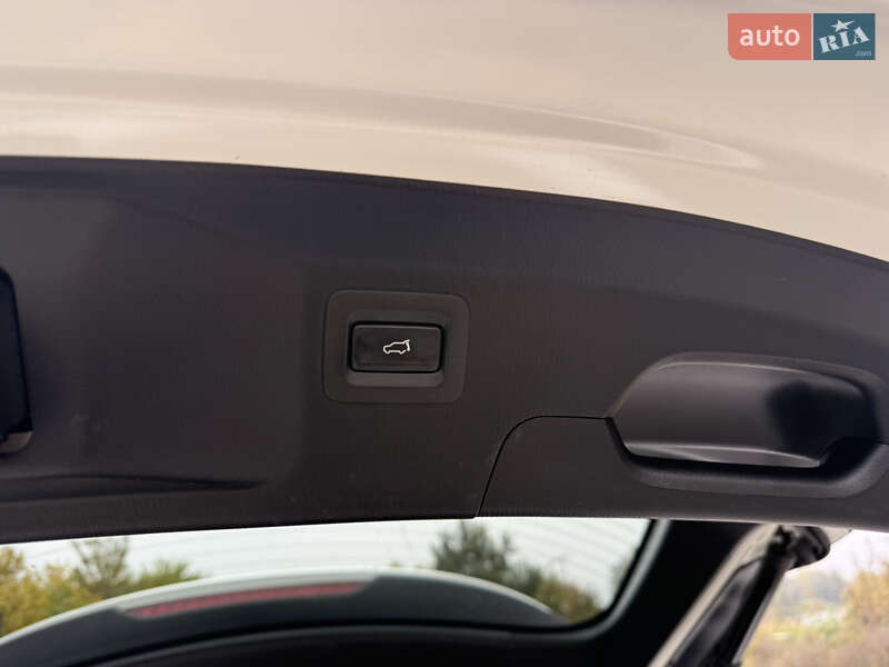 Позашляховик / Кросовер Mazda CX-9 2017 в Білій Церкві