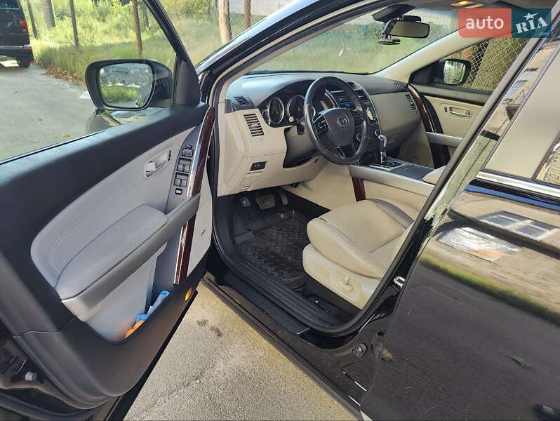 Позашляховик / Кросовер Mazda CX-9 2009 в Києві