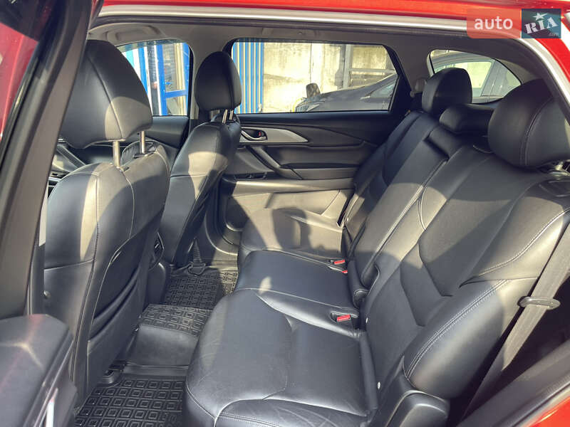 Позашляховик / Кросовер Mazda CX-9 2016 в Дніпрі